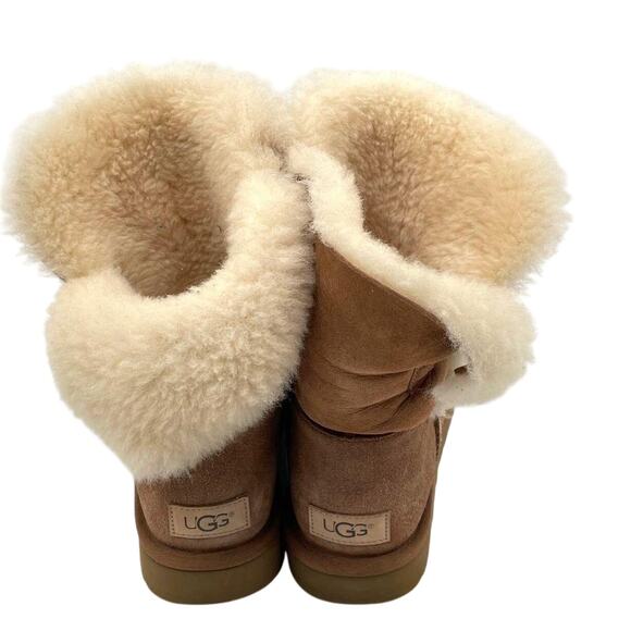 UGG Bailey Button II Brown Shearling Winter Boots Size 9 - Picture 4 of 6